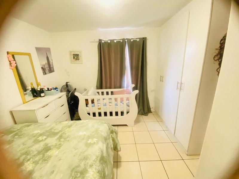 2 Bedroom Property for Sale in Kensington Western Cape
